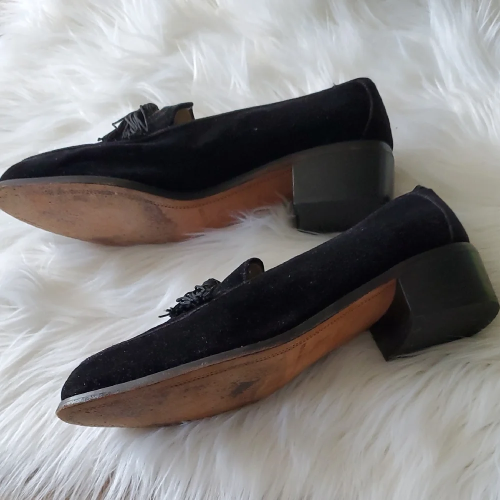 Jones New York Black Vintage Suede Slip On Loafers with Embroidered Design 6.5 - Picture 5 of 15